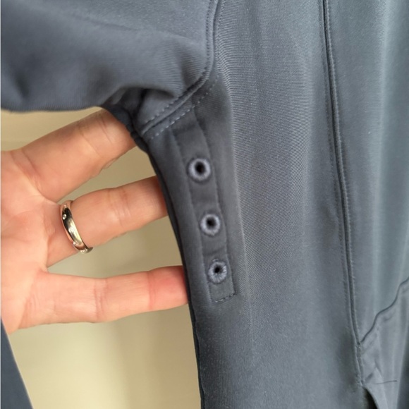 Victorinox Swiss Army 1/4 zip • Men’s large - Picture 5 of 11